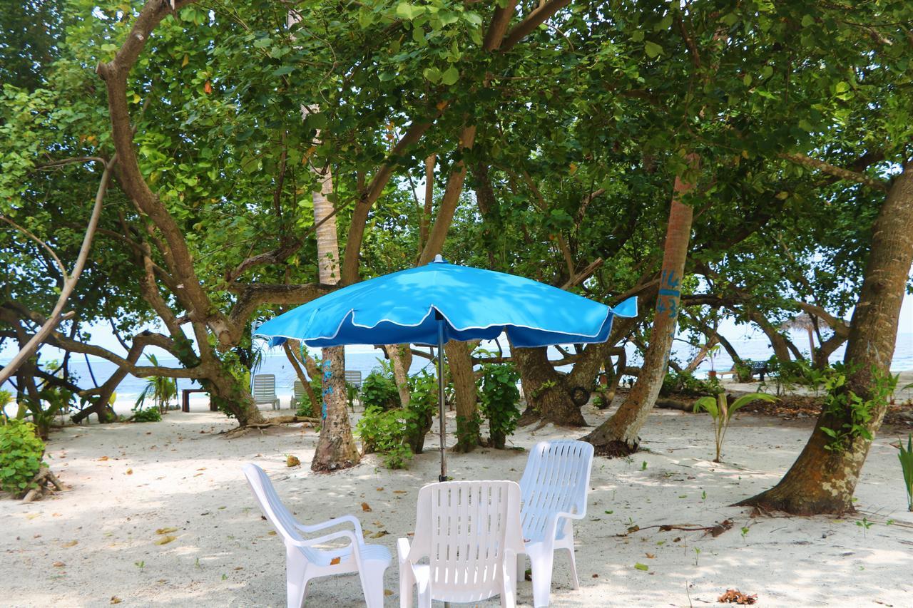 Готель Ocean Beach Maldive Maldives Екстер'єр фото